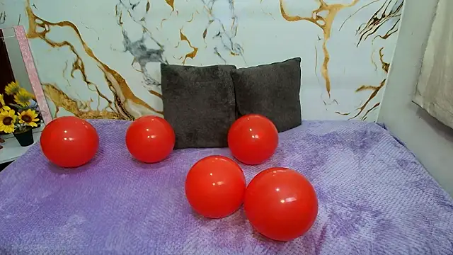 EmilyCoy  online show from 02-15-26, 03:29