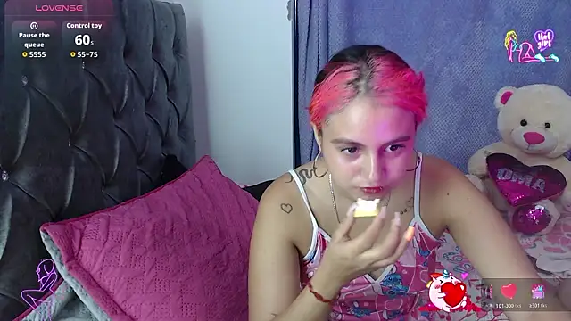 EmilyCoy  online show from 03-12-26, 01:04