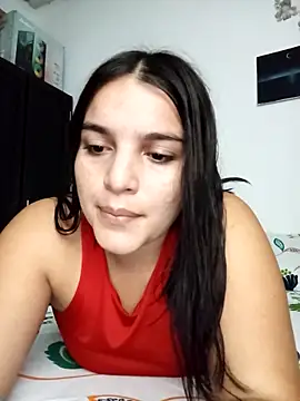 Snapshot of chloe_90 chatting on 10-14-25, 11:36 chloe 90 online show from 10-14-25, 11:36