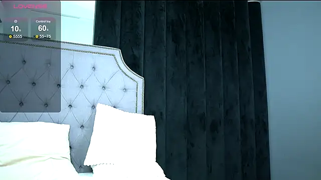 SarahMystique online show from 10-08-25, 06:30