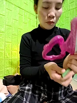 Tin tanny online show from 12-15-25, 12:00