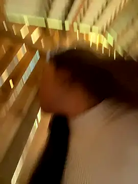 mai-xinh online show from 11-16-25, 02:05