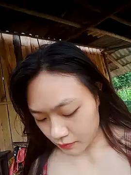 mai-xinh online show from 09-29-25, 12:50