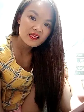 xinhxinhcute online show from 11-07-25, 08:41