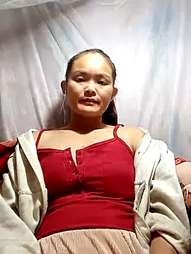 xinhxinhcute online show from 10-26-25, 01:17