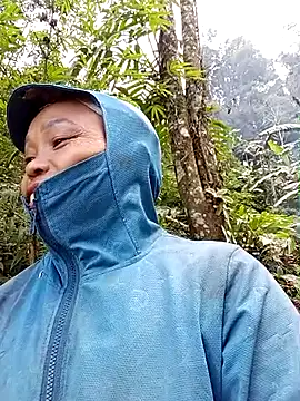 kihi-yo online show from 10-28-25, 05:50