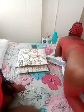 Creamy Chocolatex online show from 02-14-26, 05:51