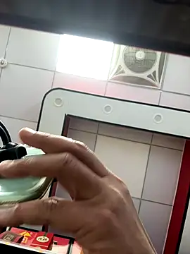 dajiba4718 online show from 11-28-25, 02:17