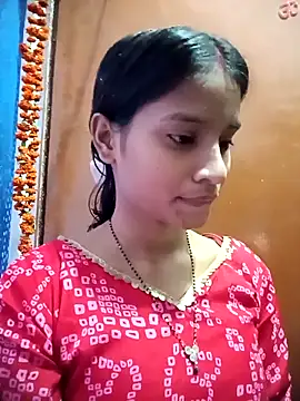 Snapshot of Hot_Mayra_ chatting on 10-27-25, 07:31 Hot Mayra  online show from 10-27-25, 07:31