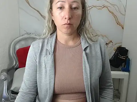 swetchrystal online show from 09-29-25, 12:55