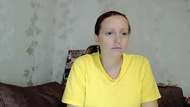 Snapshot of angelllsexy chatting on 09-23-25, 04:58 angelllsexy online show from 09-23-25, 04:58