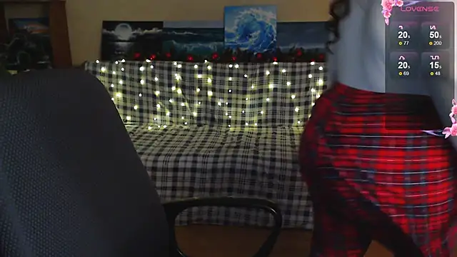 EmillyBones online show from 12-15-25, 02:23