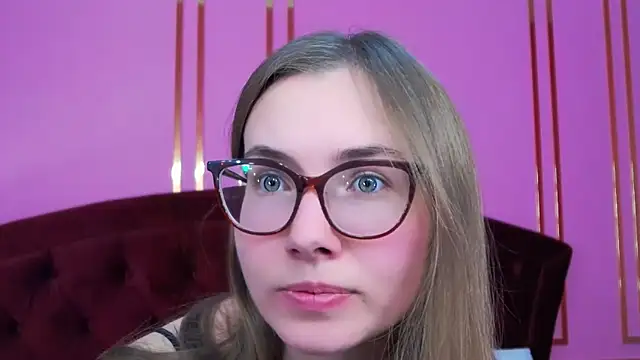 JessieJuss online show from 11-21-25, 03:33