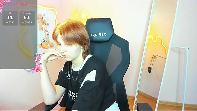 AudreyyKim online show from 11-25-25, 08:03