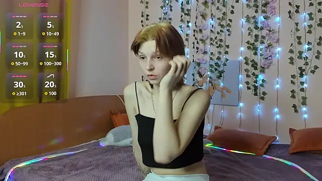 AudreyyKim online show from 11-30-25, 06:58