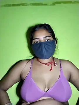 Snapshot of Bebo_Sweety143 chatting on 09-27-25, 03:45 Bebo Sweety143 online show from 09-27-25, 03:45