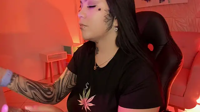 Snapshot of MAGIC_TESSA chatting on 09-23-25, 05:31 MAGIC TESSA online show from 09-23-25, 05:31