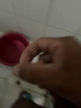 Snapshot of FromVnz chatting on 11-05-25, 01:36 FromVnz online show from 11-05-25, 01:36