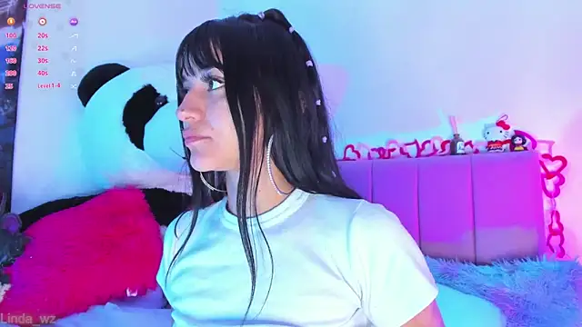 LindaWz  online show from 03-13-26, 07:46