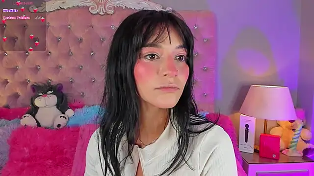 LindaWz  online show from 02-10-26, 04:11