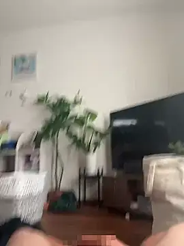 Snapshot of sukebegorilla chatting on 09-18-25, 09:51 sukebegorilla online show from 09-18-25, 09:51