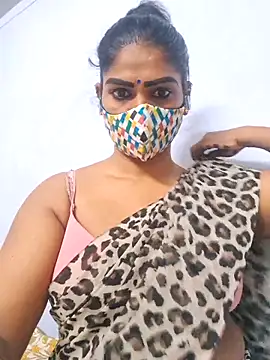 Snapshot of sherlin24 chatting on 10-17-25, 04:42 sherlin24 online show from 10-17-25, 04:42