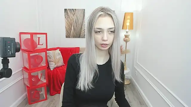 EmilyGraydis online show from 02-08-26, 07:22