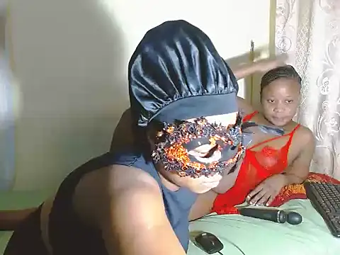 Snapshot of JuicyMellow21 chatting on 09-09-25, 01:49 JuicyMellow21 online show from 09-09-25, 01:49