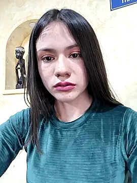 Snapshot of CHARLOTTE__05 chatting on 10-08-25, 03:24 CHARLOTTE 05 online show from 10-08-25, 03:24