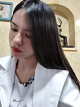 Snapshot of CHARLOTTE__05 chatting on 09-15-25, 12:49 CHARLOTTE 05 online show from 09-15-25, 12:49