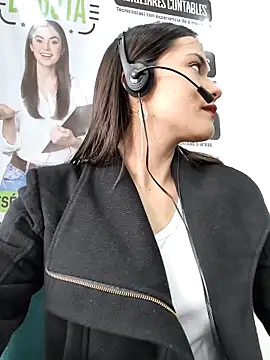 Snapshot of CHARLOTTE__05 chatting on 11-07-25, 12:53 CHARLOTTE 05 online show from 11-07-25, 12:53