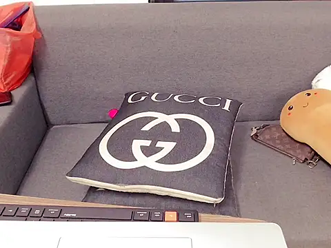 Funnygirl 9x online show from 02-28-26, 02:33