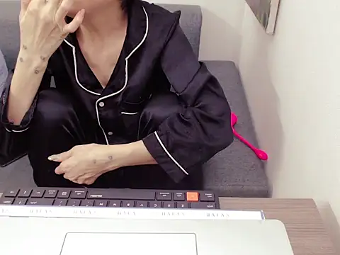 Funnygirl 9x online show from 02-08-26, 02:42