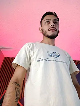 Snapshot of Boss_Domiinator chatting on 06-19-26, 12:11 Boss Domiinator online show from 06-19-26, 12:11