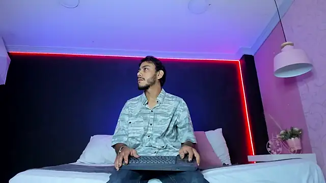 Boss Domiinator online show from 04-02-26, 12:23