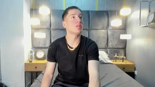 HunterHeat  online show from 11-22-25, 11:53