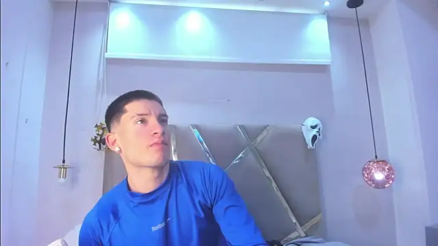 HunterHeat  online show from 10-16-25, 12:02