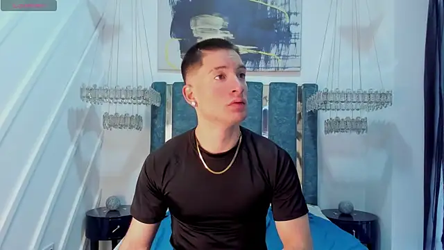 HunterHeat  online show from 12-05-25, 11:42