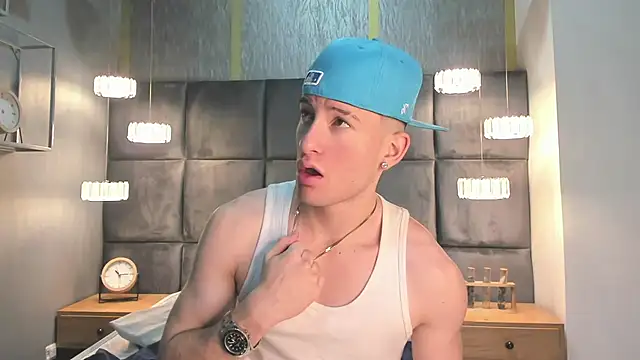 HunterHeat  online show from 11-26-25, 11:43