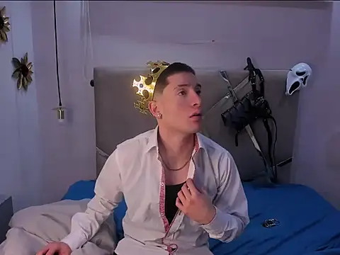 HunterHeat  online show from 10-10-25, 11:44