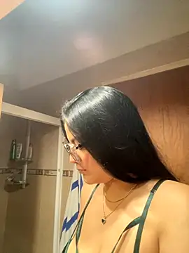 Snapshot of alilith chatting on 09-14-25, 06:30 alilith online show from 09-14-25, 06:30