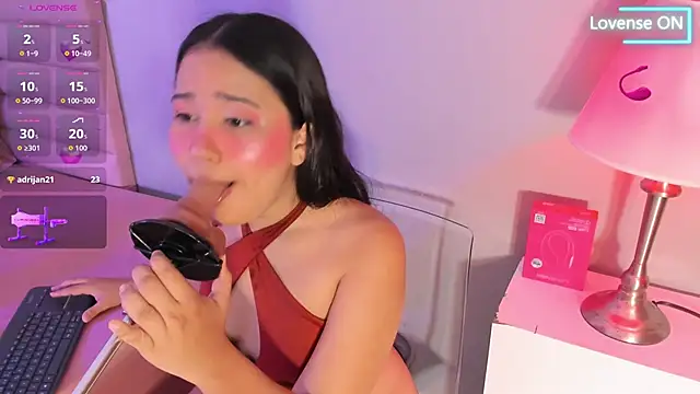 emma clarke  online show from 04-08-26, 03:41