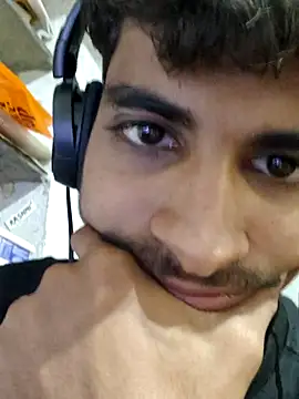 jitendra5834 online show from 10-23-25, 05:39