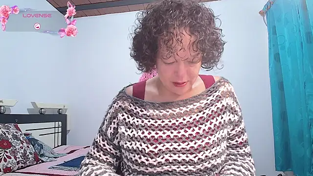 Snapshot of Miss_Oriana chatting on 10-03-25, 08:10 Miss Oriana online show from 10-03-25, 08:10