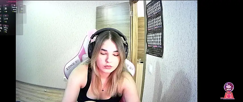 Kris Moss online show from 10-15-25, 04:37