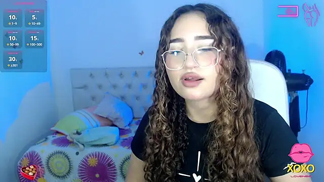 Snapshot of sasha_17_ chatting on 09-18-25, 03:15 sasha 17  online show from 09-18-25, 03:15