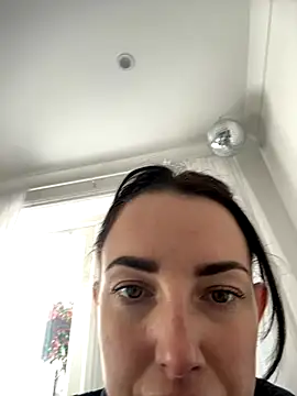 Remirosee online show from 11-26-25, 10:15