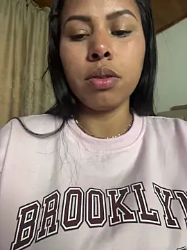 Michluxe 69 online show from 03-19-26, 03:28