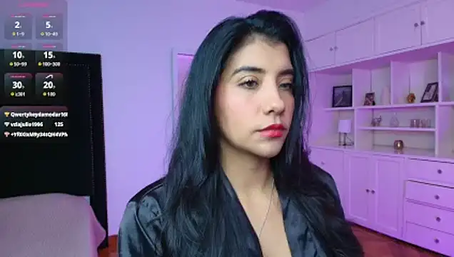 nina moen online show from 10-09-25, 10:38