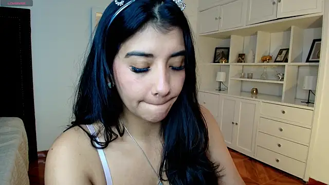 nina moen online show from 11-01-25, 03:24